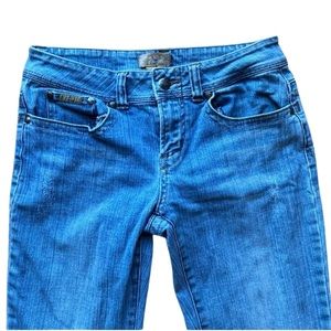 Candie's | Women's jeans, wide leg jeans, flare leg, mid rise, regular fit